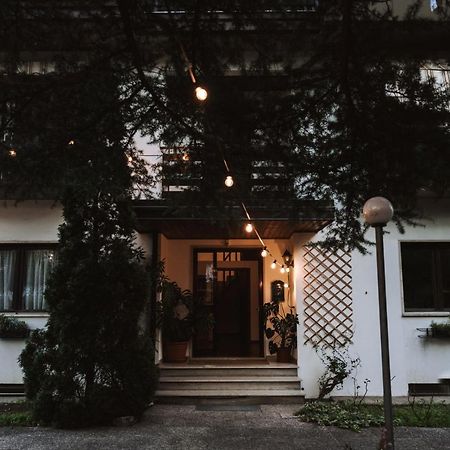 Casa Camilla Bed & Breakfast San Michele all'Adige Exterior photo